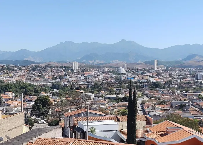 Apartamento Mobiliado Com Vista Exclusiva Da Serra